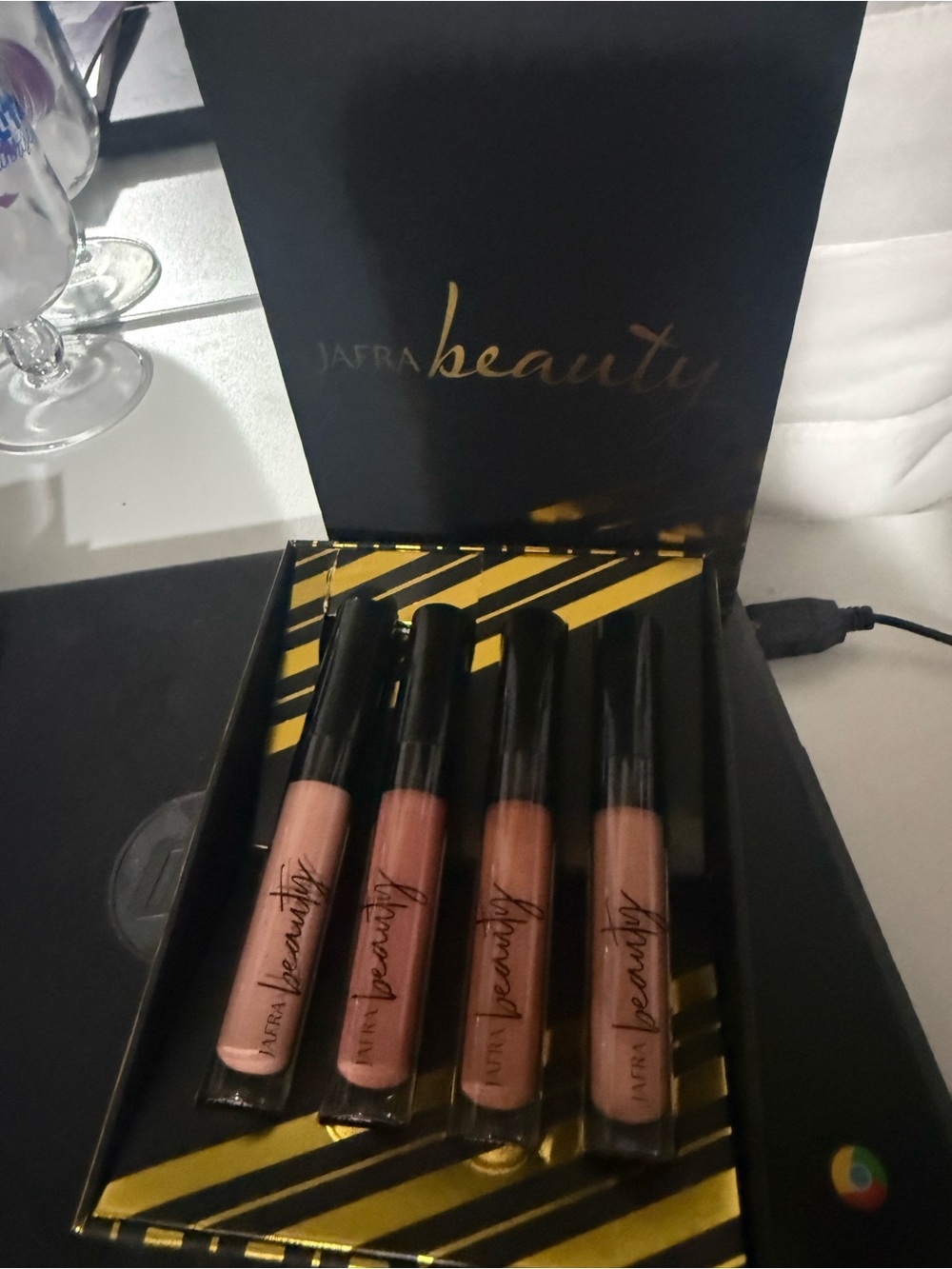 JAFRA Beauty Nude Lip Gloss Set — 4 Rosy Neutral Tubes